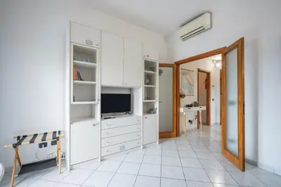 Cucina o angolo cottura di GuestHost - The Sky Of Florence - Orti Oricellari Apartment
