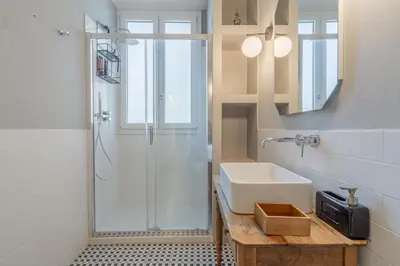Bagno di Appartamento nel centro di Firenze sul fiume Arno