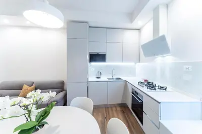 Cucina o angolo cottura di UNYCA - Florence Elegant Three-Bedroom Apartment