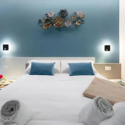 Keys of Italy - Vigna 8 Blu- Newly Renovated Elegant 2 Bedr - Great Central Location in Florence