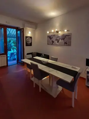 TV o dispositivi per l'intrattenimento presso Apt tra arte e natura ingresso indipendente