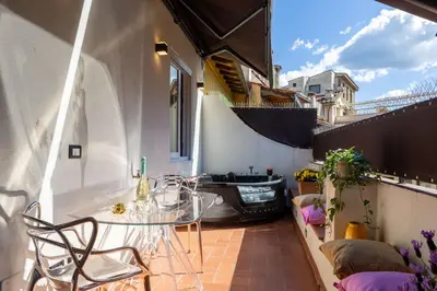 Balcone o terrazza di Ponte Vecchio Terrace Suite with Jacuzzi
