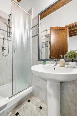 Bagno di Ghibellina House