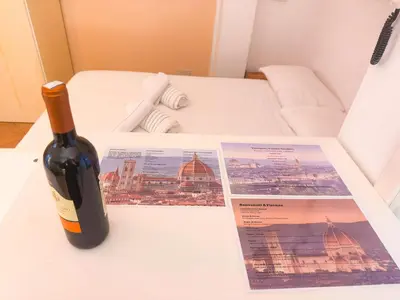 Letto o letti in una camera di Wonderful Studio next to Florence City Center - Wifi & AC