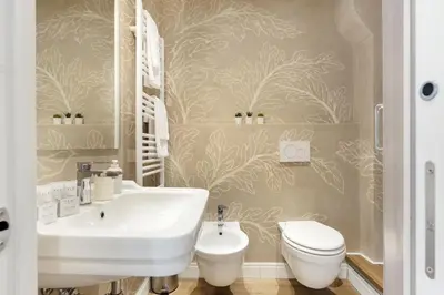 Bagno di Ghibellina Attic