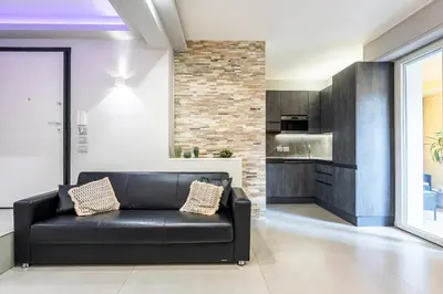 Cucina o angolo cottura di NEW - 2 Min Metro Batoni - Luxury Apt con Posto Auto