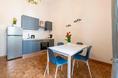 Cucina o angolo cottura di Eventi e Relax vicino allo stadio e al Centro Storico