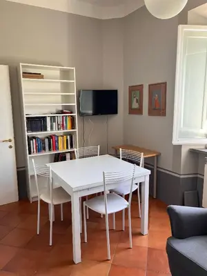 TV o dispositivi per l'intrattenimento presso Toscana in Città - Silenzioso APT immerso nella natura