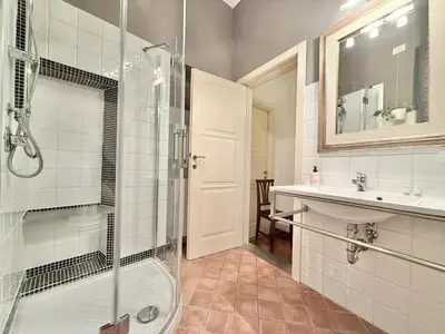 Bagno di GOLDEN LUXE - Incantevole appartamento ai piedi di Piazzale Michelangelo