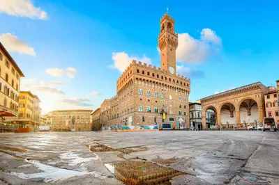 Vista generica su Firenze o vista sulla città dall'interno dell'appartamento