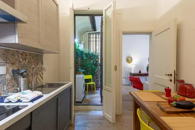 Cucina o angolo cottura di Apartments Florence- The Vintage Nook