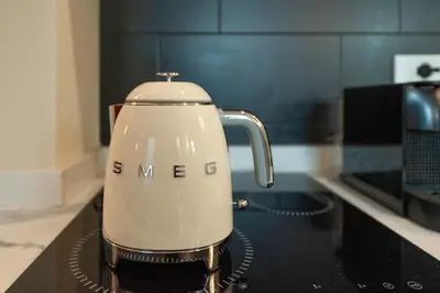 Set per la preparazione di tè e caffè presso La Corticina - Rooms & Suite - Firenze