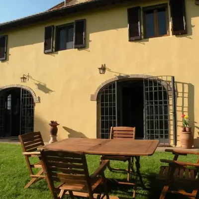 Chiantihouse country house with garden and wifi