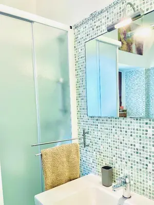 Bagno di Tiny Apartment 8