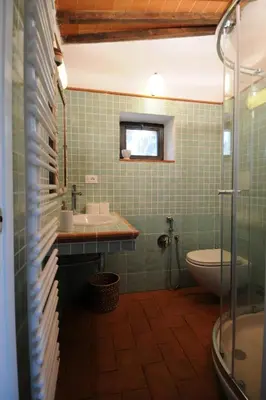 Bagno di Fattoria il Leccio Fienile on Florence Hills