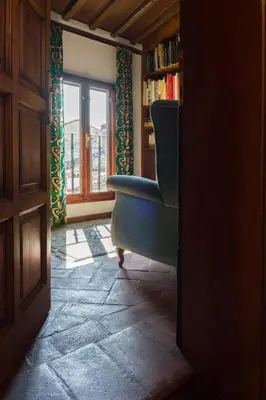 Biblioteca nell'appartamento