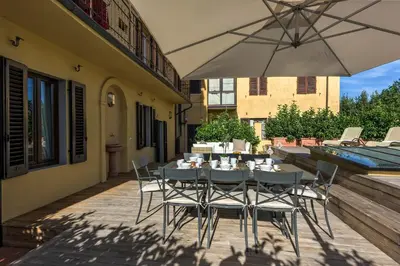 Piscina di Lanfredini Firenze o nelle vicinanze