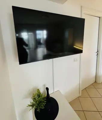 TV o dispositivi per l'intrattenimento presso Nicodemo Florence Home