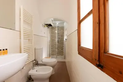 Bagno di Ponte Vecchio Deluxe Apartment