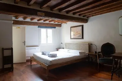 Letto o letti in una camera di Central & Lovely studio