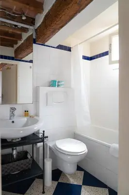 Bagno di Central & Lovely studio