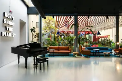 Area soggiorno di The Social Hub Florence Lavagnini Extended Stay