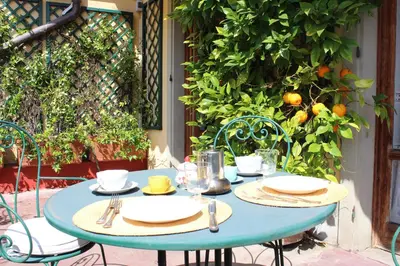 Cibo presso l'appartamento o nelle vicinanze