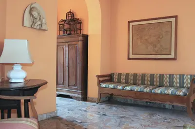Area soggiorno di Art Apartment Montebello Family Home