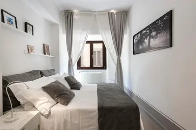 Letto o letti in una camera di San Antonino Elegant Renovated Cosy Central Plus