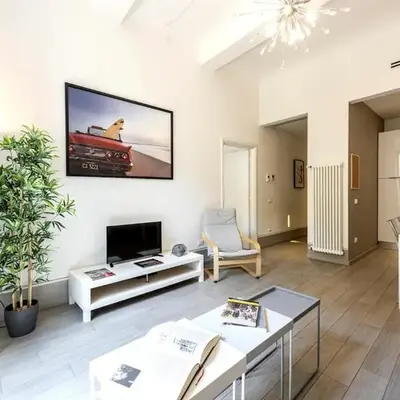 San Antonino Elegant Renovated Cosy Central Plus
