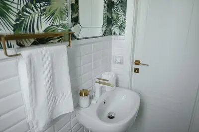 Bagno di Florence Casina Art Riverside Residence