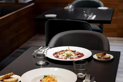Cibo presso l'hotel o nelle vicinanze