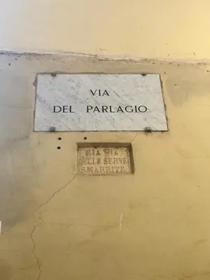 Certificato, attestato, insegna o altro documento esposto da Palazzo Vecchio Flat with AC