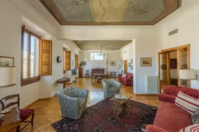 Area soggiorno di The Suite Dome Apartment by Mamo Florence