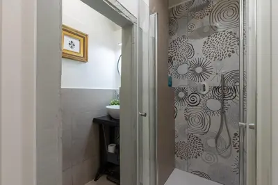 Bagno di The Court of Santo Spirito