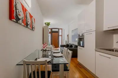 Cucina o angolo cottura di GuestHost - Novoli Escape in Florence with Parking