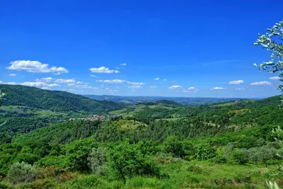 Paesaggio naturale nelle vicinanze of country house