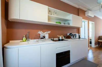 Cucina o angolo cottura di Burchiello Chic Stay-With Green View In Quiet Florence