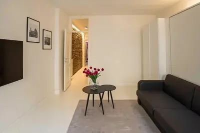 Area soggiorno di Signoria Tower Apartment