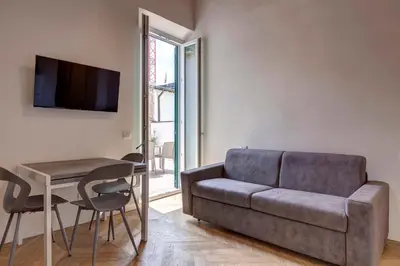 Area soggiorno di San Gallo Apartment by Mamo Florence