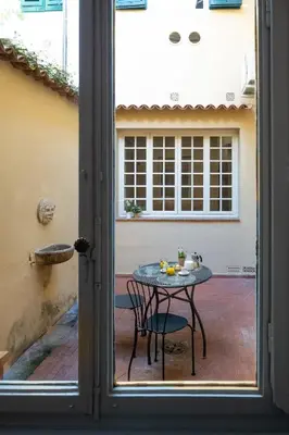 Patio o area all'aperto di Cozy Suite San Marco centro vicino al Duomo