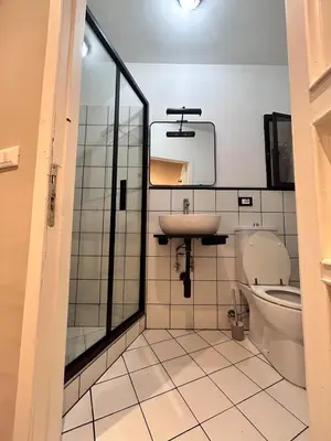 Bagno di #Modern Artist#