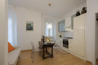 Cucina o angolo cottura di Ponte Vecchio Central Vintage Apartment
