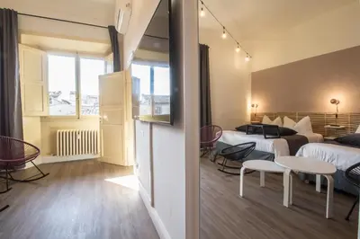 Letto o letti in una camera di MDR Liliac Apartment