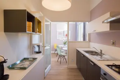 Cucina o angolo cottura di MDR Liliac Apartment