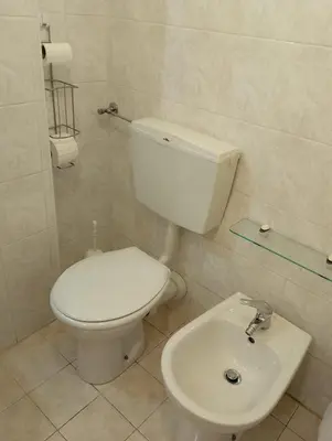 Bagno di Appartamento Firenze Isolotto