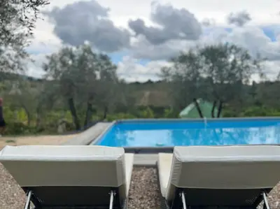 Piscina di Agriturismo Montemagni di Sopra o nelle vicinanze