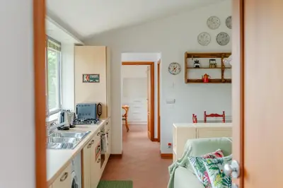 Cucina o angolo cottura di La Serra-Stunning retreat in Florence