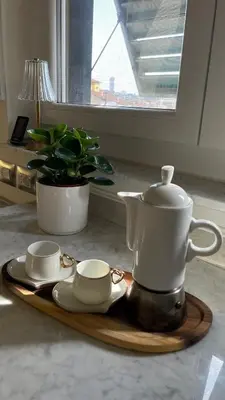 Set per la preparazione di tè e caffè presso Cuore di Firenze