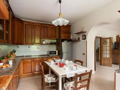 Cucina o angolo cottura di Holiday Home Sant'Ansano by Interhome